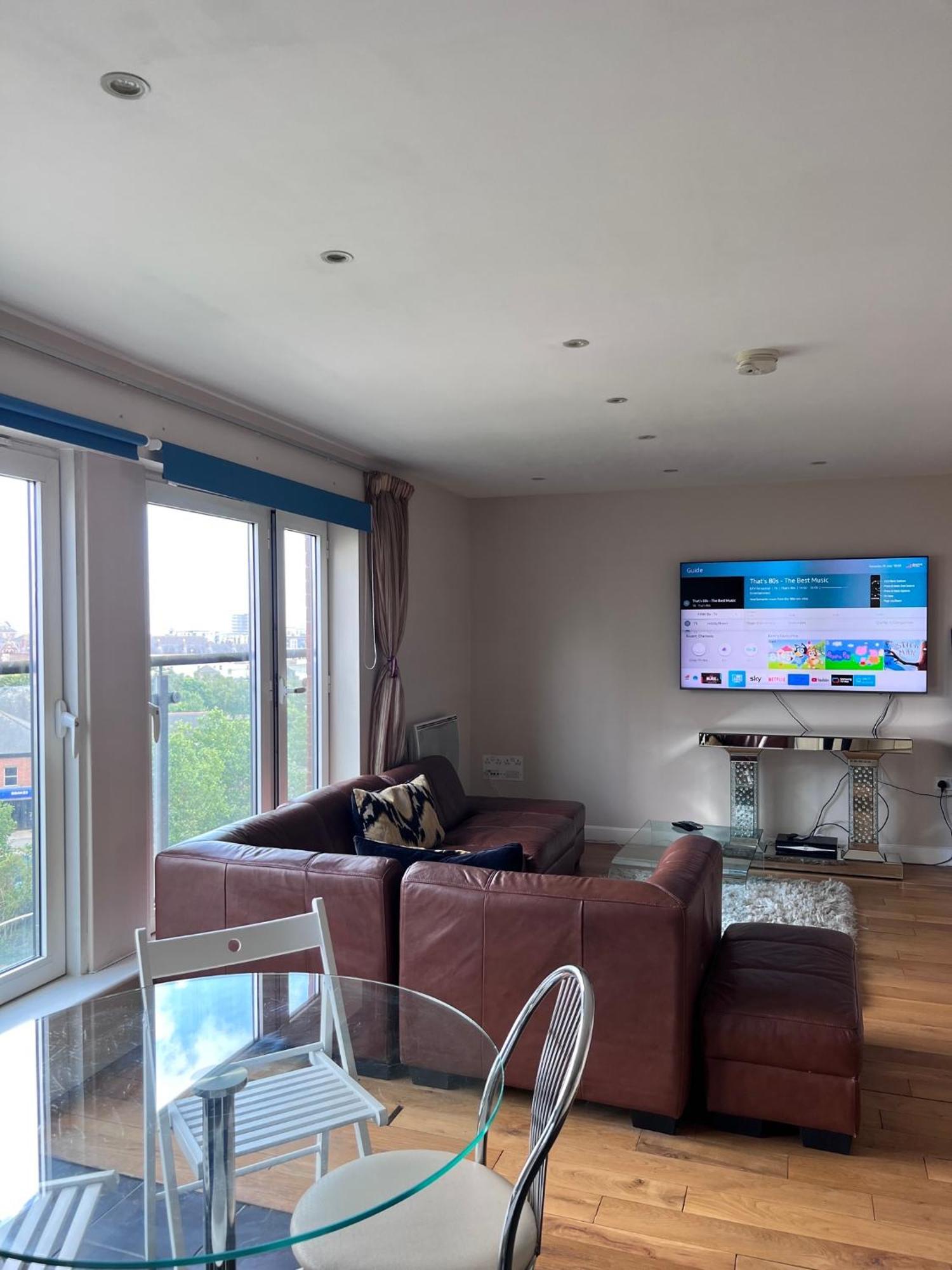 Great City Centre Getaway Apartment 2 Bed Near The Beach And Shopping Area Swansea Exterior photo