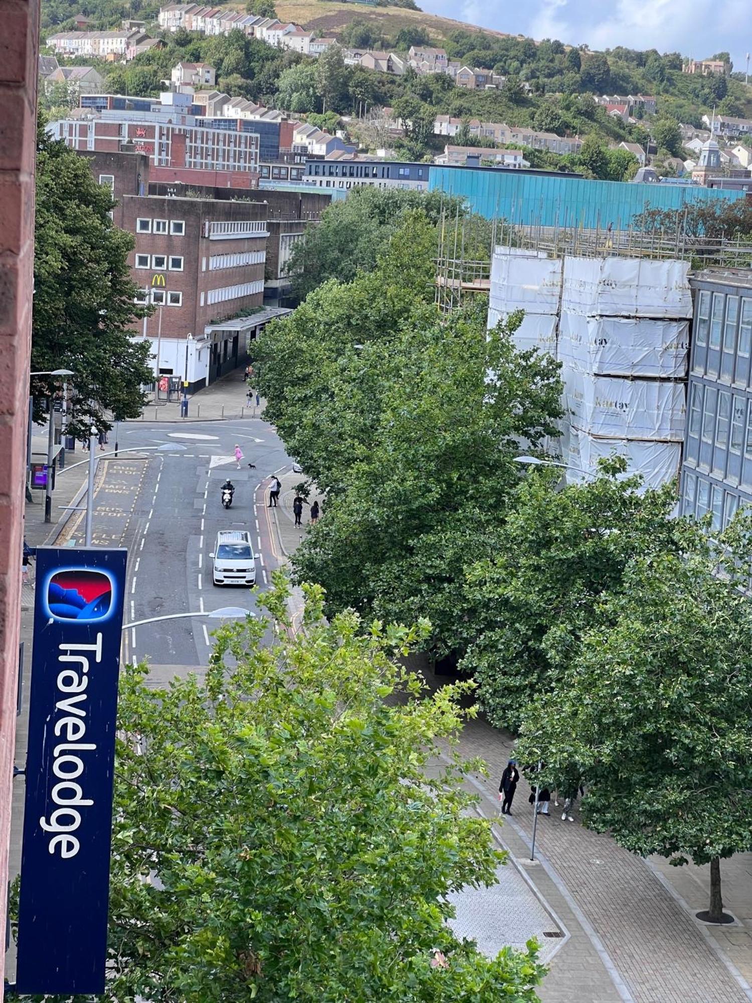 Great City Centre Getaway Apartment 2 Bed Near The Beach And Shopping Area Swansea Exterior photo