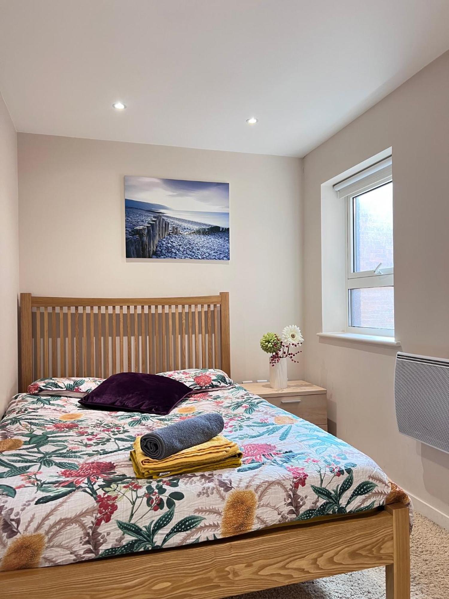 Great City Centre Getaway Apartment 2 Bed Near The Beach And Shopping Area Swansea Exterior photo